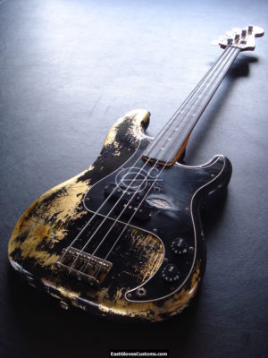Fender Squier Precision Made in JapanBass Relic Gold Edition [Fretless] (SOLD) - Image 3