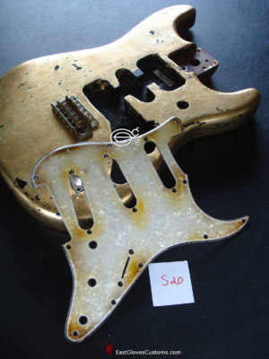 ( #S20 ) FENDER STRATOCASTER STYLE PEARLOID PICKGUARD SSS 3PLY RELIC AGED (SOLD) - Image 5