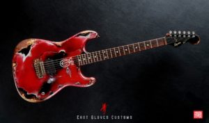 Squier ST-331 Stratocaster Red / Black Made in Japan Heavy Aged Relic by East Gloves Customs - Image 13