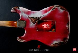 Squier ST-331 Stratocaster Red / Black Made in Japan Heavy Aged Relic by East Gloves Customs - Image 7