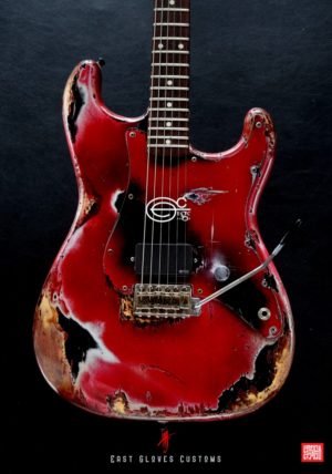 Squier ST-331 Stratocaster Red / Black Made in Japan Heavy Aged Relic by East Gloves Customs - Image 9