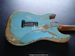 Fender Stratocaster Relic Daphne Blue (SOLD) - Image 10