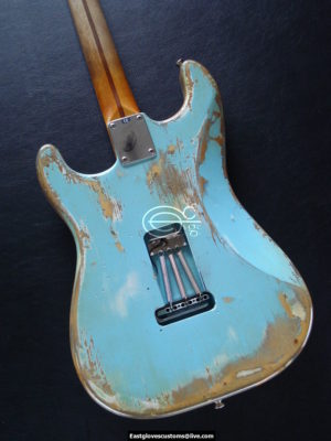 Fender Stratocaster Relic Daphne Blue (SOLD) - Image 8