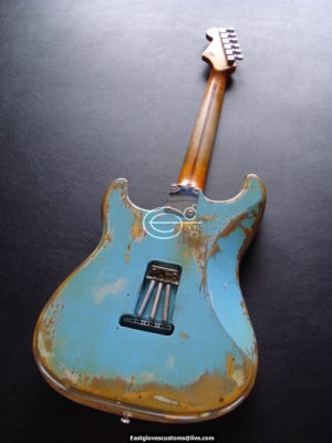 Fender Stratocaster Relic Daphne Blue (SOLD) - Image 12