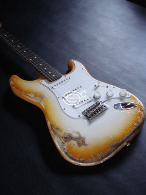 Fender Stratocaster Relic Vintage White (SOLD) - Image 4