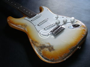 Fender Stratocaster Relic Vintage White (SOLD) - Image 5