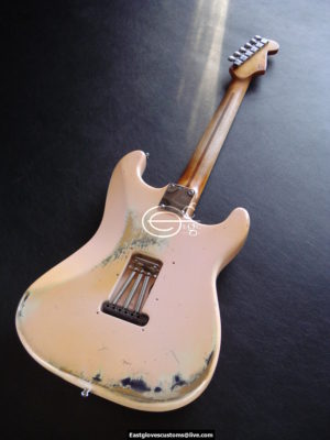 Fender Stratocaster Relic Shell Pink [Left Handed] (SOLD) - Image 11