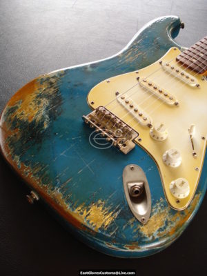 Fender Stratocaster Relic Teal Green Gold Edition (SOLD) - Image 3