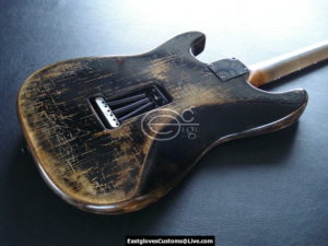 Fender Stratocaster Relic Black & Gold 40th Anniversary Gold Edition (SOLD) - Image 7
