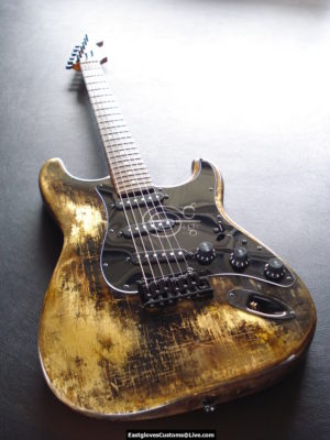 Fender Stratocaster Relic Black & Gold 40th Anniversary Gold Edition (SOLD)