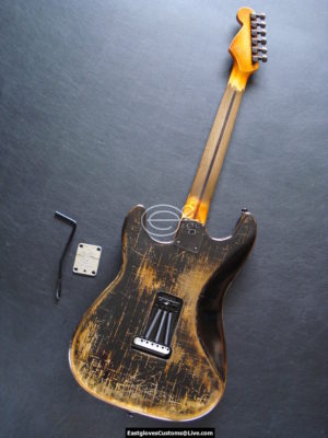 Fender Stratocaster Relic Black & Gold 40th Anniversary Gold Edition (SOLD) - Image 11