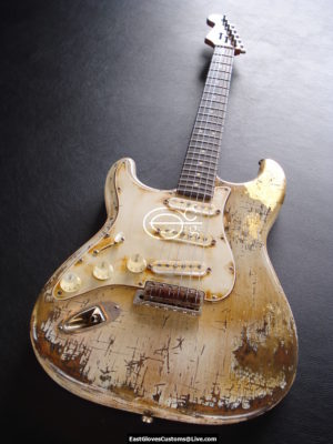 Fender Stratocaster Heavy Relic Vintage White Made in USA Gold Edition [Lefty Handed] (SOLD) - Image 8