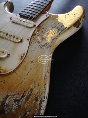 Fender Stratocaster Heavy Relic Vintage White Made in USA Gold Edition [Lefty Handed] (SOLD) - Image 3