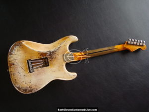 Fender Stratocaster Heavy Relic Vintage White Made in USA Gold Edition [Lefty Handed] (SOLD) - Image 11