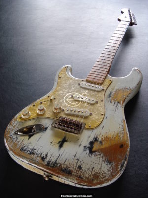 Fender Stratocaster Heavy Relic Vintage White [Left Handed] (SOLD)