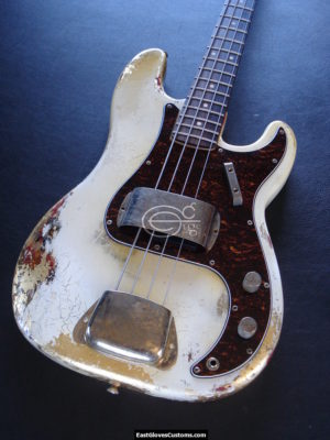 Fender Precision Bass Relic Vintage White (SOLD) - Image 4