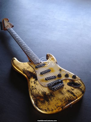 Fender Stratocaster Relic Made in Japan Gold Edition (SOLD)