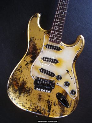 Fender Stratocaster Relic Made in Japan Gold Edition (SOLD) - Image 4