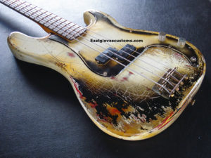 Fender Precision Bass Relic Ivory & Ebony Customshop 59 Pickups (Amazing details) (SOLD) - Image 4