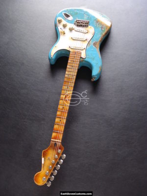 Fender Stratocaster Heavy Relic Ocean Blue (SOLD) - Image 11