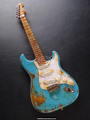 Fender Stratocaster Heavy Relic Ocean Blue (SOLD) - Image 9