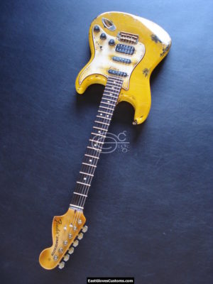 Fender Stratocaster S/S/H USA Relic Yellow (SOLD) - Image 11
