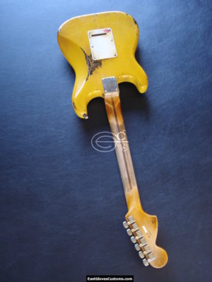 Fender Stratocaster S/S/H USA Relic Yellow (SOLD) - Image 12