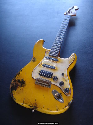 Fender Stratocaster S/S/H USA Relic Yellow (SOLD)