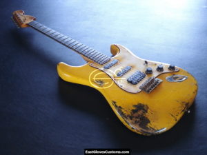 Fender Stratocaster S/S/H USA Relic Yellow (SOLD) - Image 9