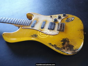 Fender Stratocaster S/S/H USA Relic Yellow (SOLD) - Image 7