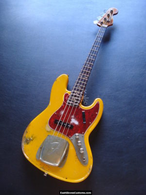 FENDER STANDARD JAZZ ฺBASS YELLOW HEAVY RELIC AGED (SOLD) - Image 4