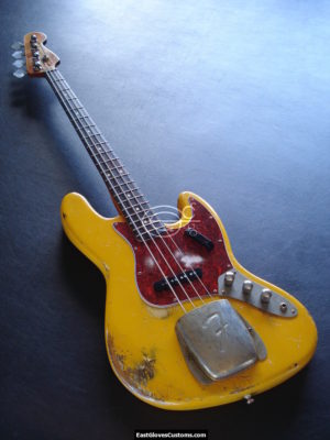 FENDER STANDARD JAZZ ฺBASS YELLOW HEAVY RELIC AGED (SOLD) - Image 2