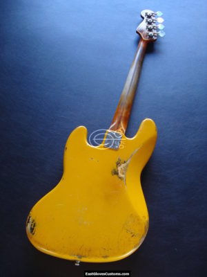 FENDER STANDARD JAZZ ฺBASS YELLOW HEAVY RELIC AGED (SOLD) - Image 5