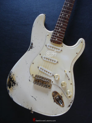 Fender Stratocaster Heavy Relic Antique White (SOLD) - Image 4