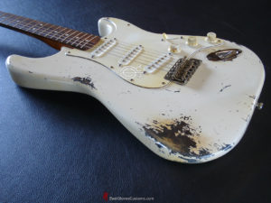 Fender Stratocaster Heavy Relic Antique White (SOLD) - Image 6