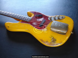 FENDER STANDARD JAZZ ฺBASS YELLOW HEAVY RELIC AGED (SOLD) - Image 6
