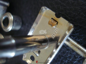 (#TN36) FENDER SUPER-SONIC KLUSON STYLE LEFT HANDED 6 IN-LINE TUNERS DISTRESSED AGED (SOLD) - Image 8