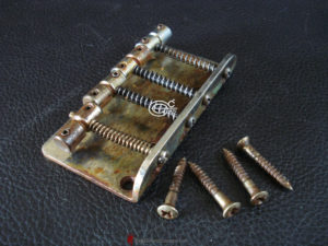 (#JP40) STANDARD FENDER JAZZ /PRECISION BASS CHROME BRIDGE DISTRESSED AGED RELIC (SOLD) - Image 5