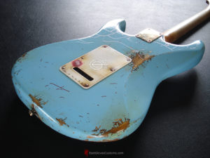 Fender Stratocaster Relic Daphne Blue (SOLD) - Image 7