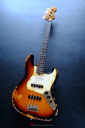 Fender Standard Jazz ฺBass Sunburst Heavy Relic Aged Made in USA (SOLD) - Image 3