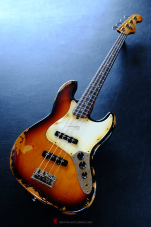 Fender Standard Jazz ฺBass Sunburst Heavy Relic Aged Made in USA (SOLD) - Image 4