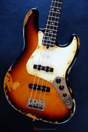 Fender Standard Jazz ฺBass Sunburst Heavy Relic Aged Made in USA (SOLD) - Image 5