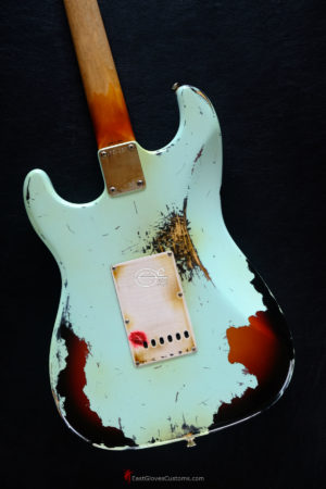 Fender Stratocaster Heavy Relic Surf Green Blue/Sunburst Made in Japan (SOLD) - Image 5