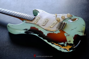 Fender Stratocaster Heavy Relic Surf Green Blue/Sunburst Made in Japan (SOLD) - Image 6