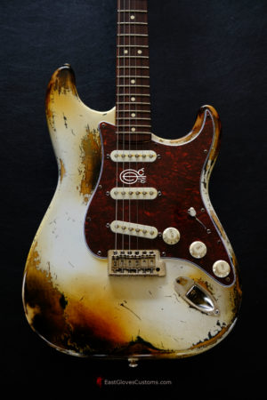 Fender Stratocaster Relic Vintage White (SOLD) - Image 3