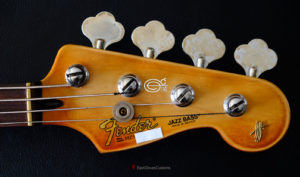 FENDER STANDARD JAZZ ฺBASS VINTAGE WHITE HEAVY RELIC AGED (SOLD) - Image 11