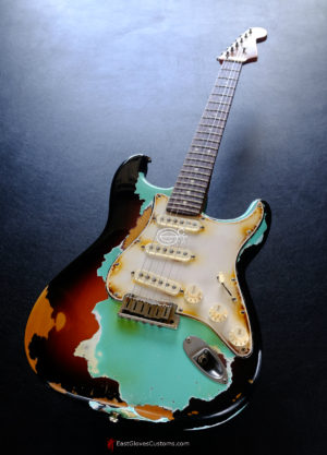 Fender Stratocaster Relic Surf Green on Sunburst Made in USA (SOLD)