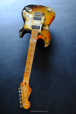 Fender Stratocaster Relic Honey Burst H/S/H Reverse Headstock [#1](SOLD) - Image 11