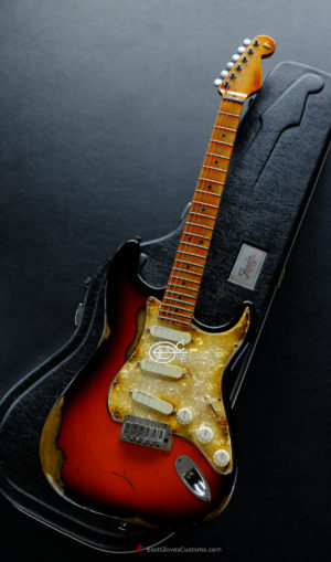 Fender Stratocaster American Plus Folyd Rose Sunburst Maple Heavy Aged Relic (Rare)(SOLD)