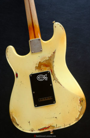 Fender Stratocaster Vintage White FN Series with Gold Leaf Made in USA Aged Relic (Rare)(SOLD) - Image 8